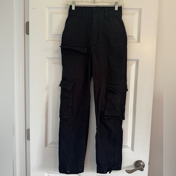 Aritzia TNA black denim Cargo Pant in Black Size 0 - Picture 1 of 10